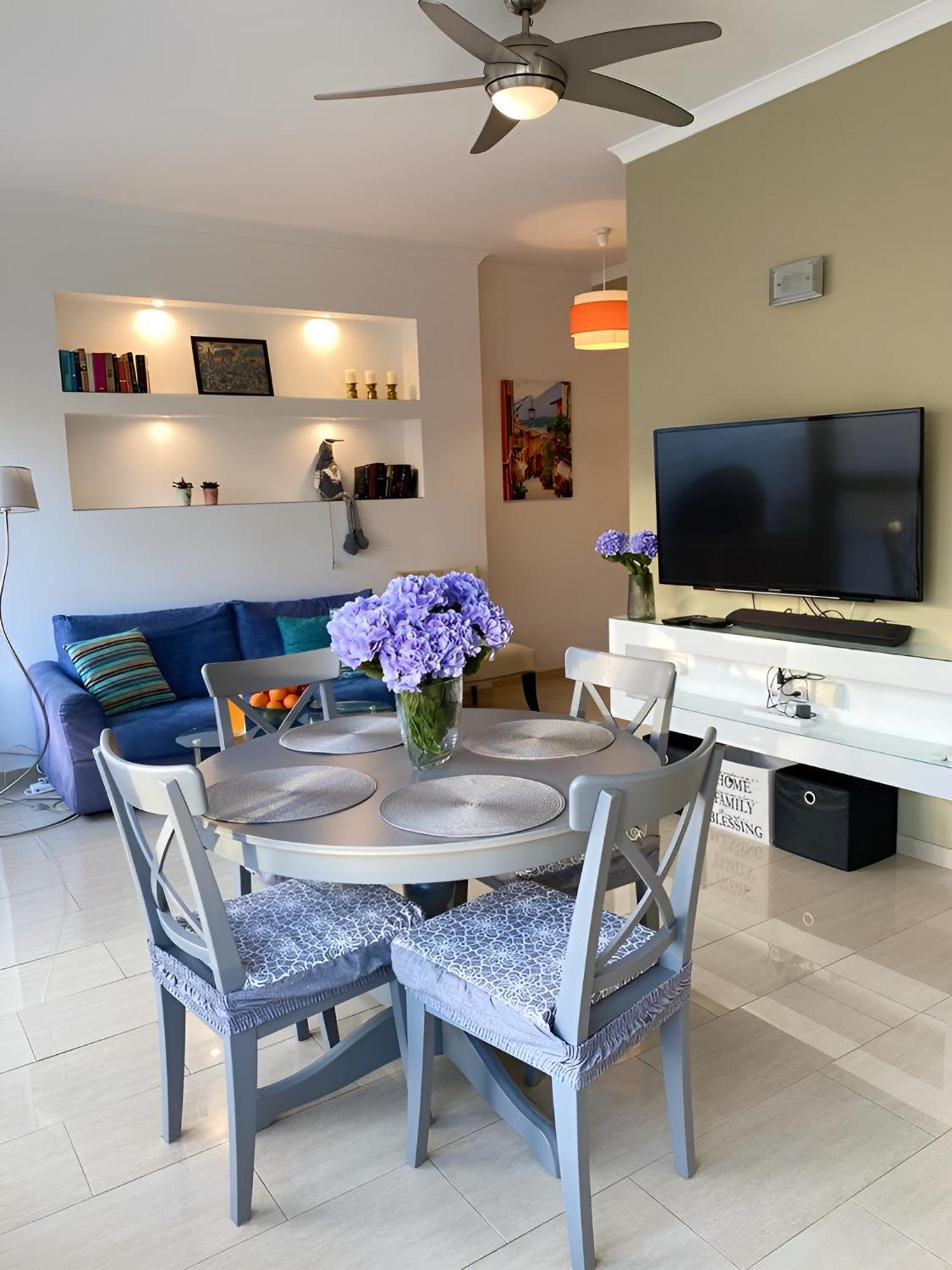 Apartamento Sliema Cosy Penthouse With Bbq Exterior foto
