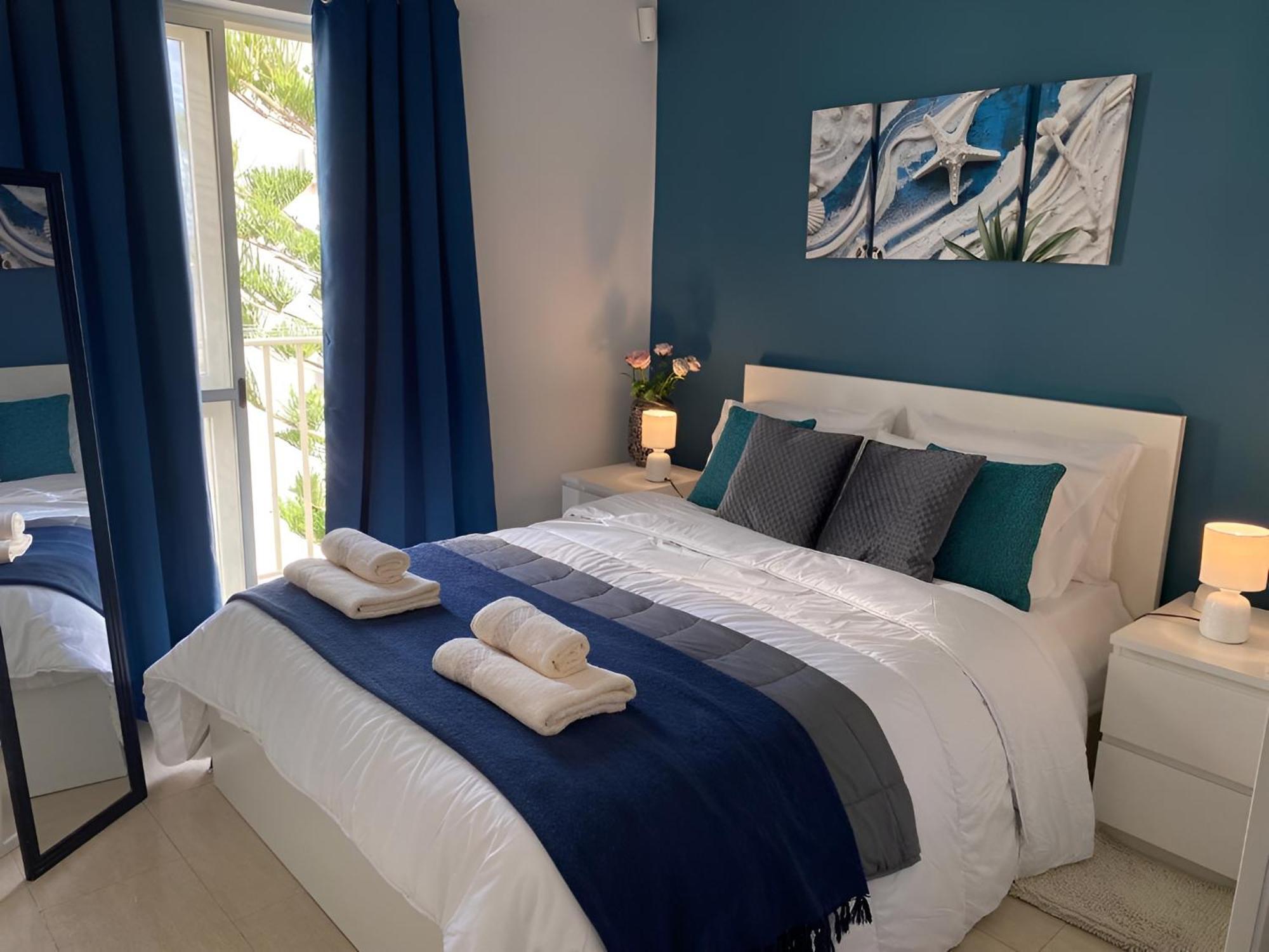 Apartamento Sliema Cosy Penthouse With Bbq Exterior foto